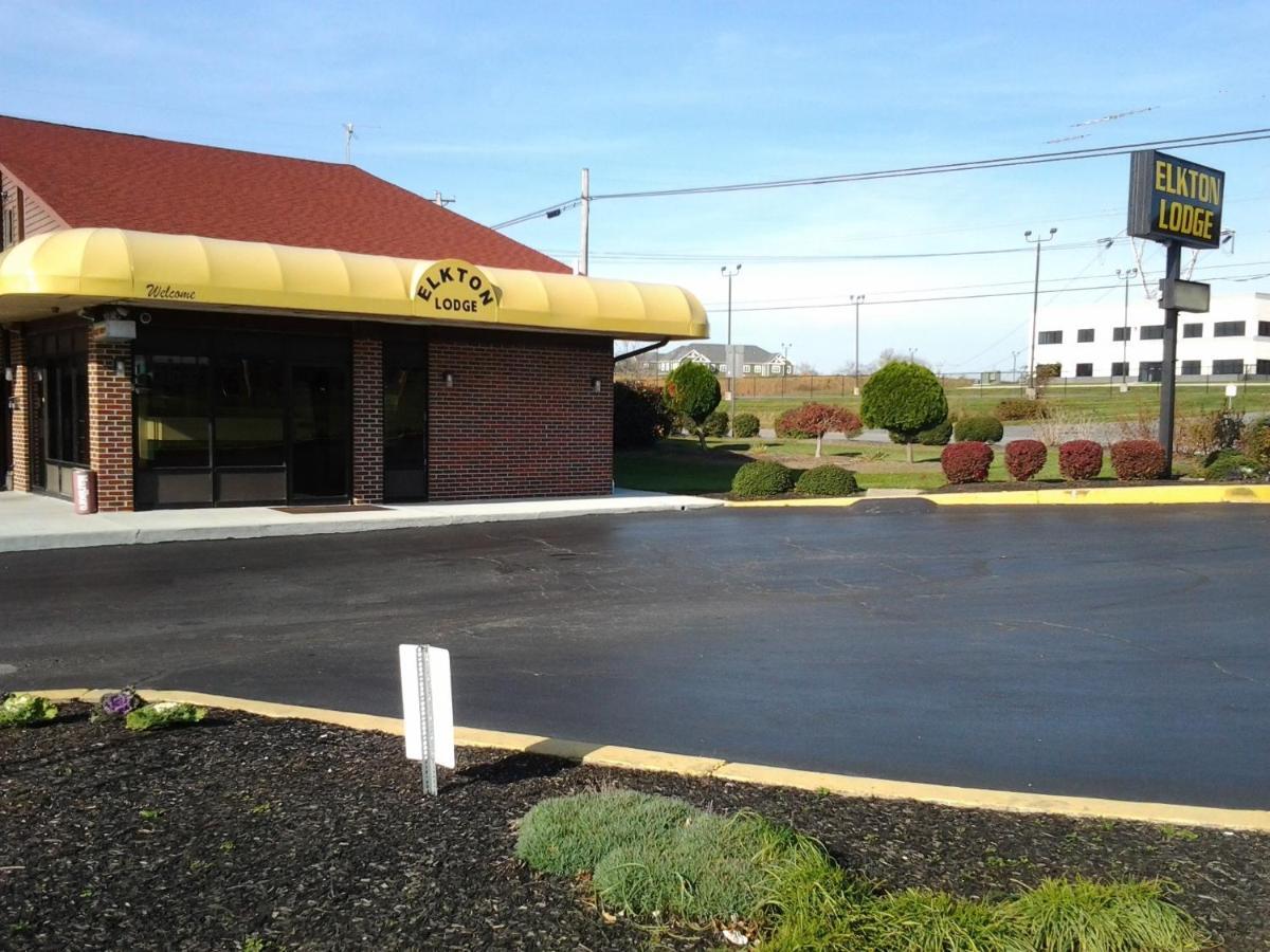 Elkton Lodge Hotel 3*